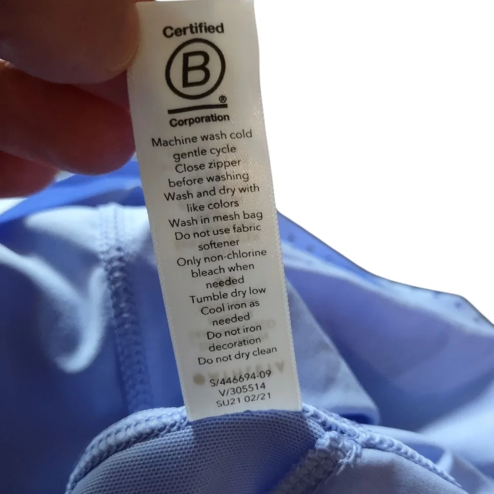 Athleta Hustle 3" Short NWT - Picture 9 of 15